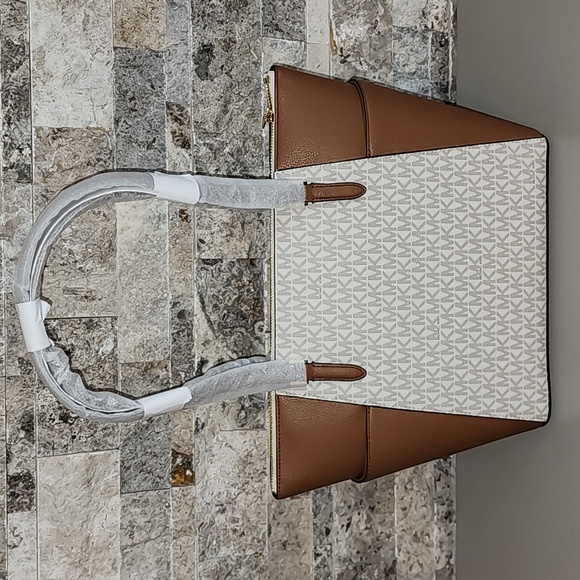 Michael Kors Brown and Cream Tote Bag Brand New - Picture 3 of 10